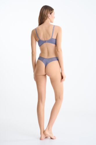 String high leg »Tessa«