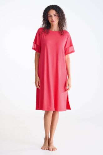 Ноќница »Sia«